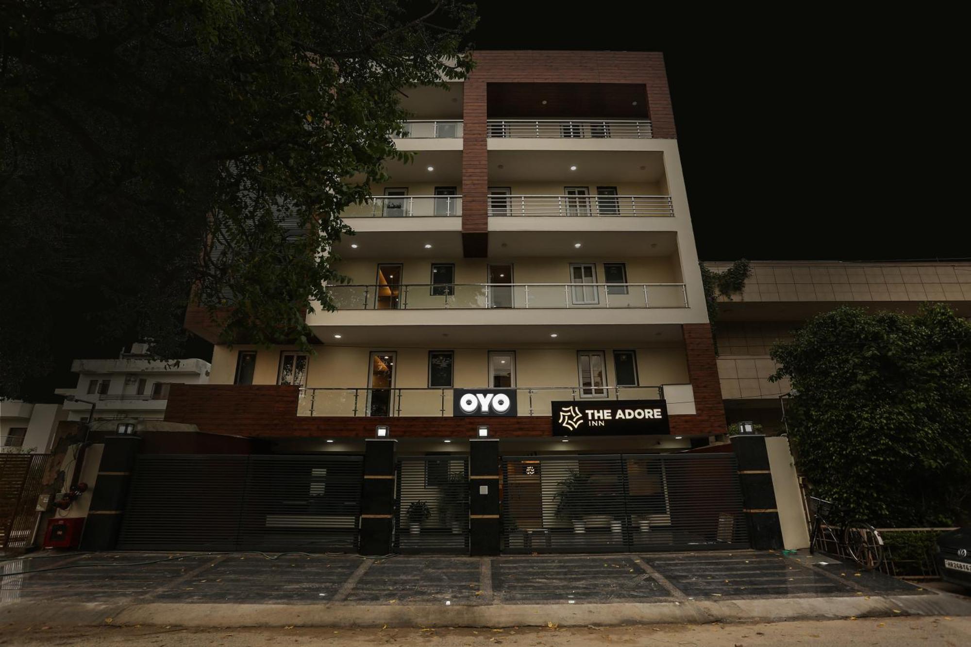 Townhouse The Adore Inn 구르가온 외부 사진
